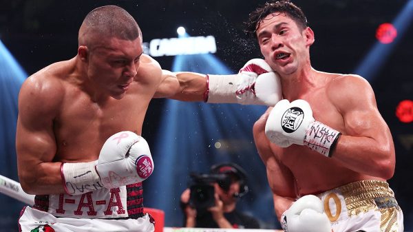 Isaac Cruz and Giovanni Cabrera duel in their 12 round classic