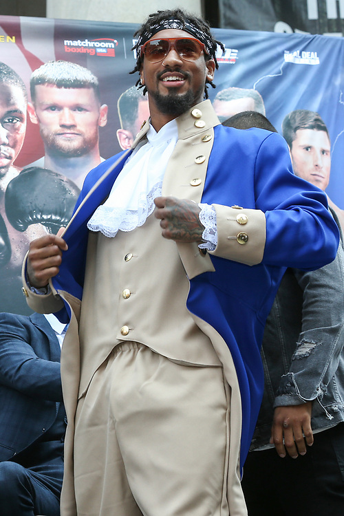 demetrius andrade dressed for war against Billie Joe Saundurs